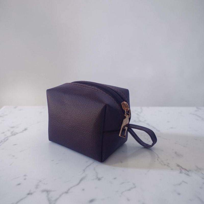 NOBLE Essence Midnight Noir keepsake pouch set of 10