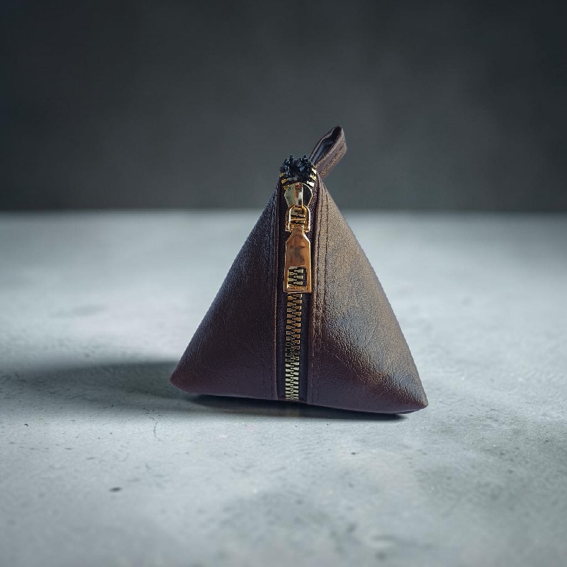 NOBLE — Cherish Gold Zipper | Premium Gold Tone Zipper Triangle Pouch NOBLE — Cherish Gold Zipper | Premium Gold Tone Zipper Triangle Pouch - Image 3