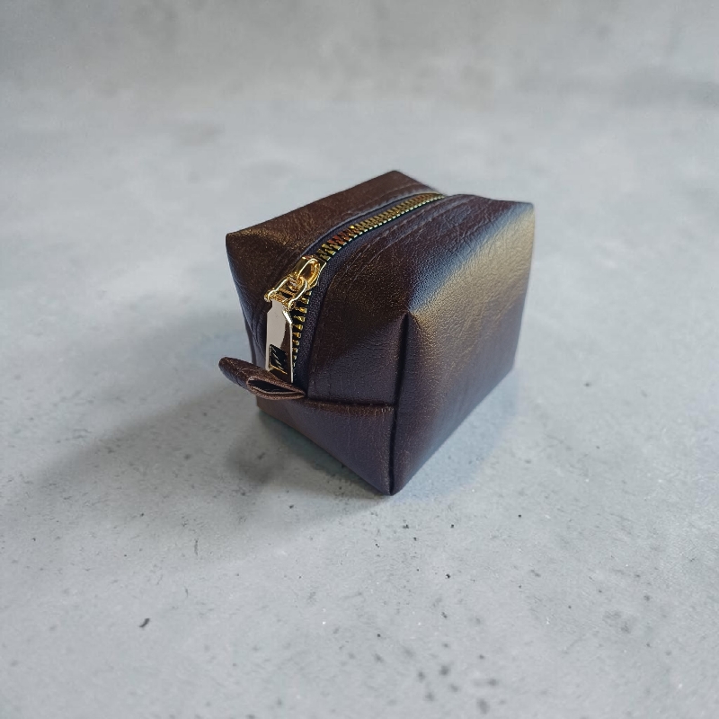 NOBLE — Essence Gold Tone Zipper | Elegant Gold Tone Zipper Keepsake Pouch NOBLE — Essence Gold Tone Zipper | Elegant Gold Tone Zipper Keepsake Pouch - Image 2