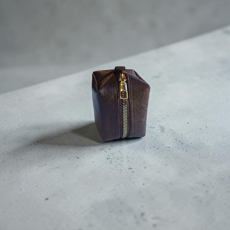 NOBLE — Essence Gold Tone Zipper | Elegant Gold Tone Zipper Keepsake Pouch NOBLE — Essence Gold Tone Zipper | Elegant Gold Tone Zipper Keepsake Pouch - Image 6