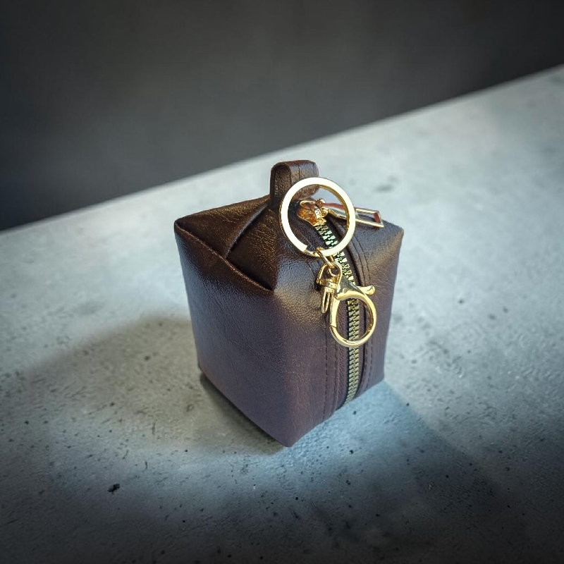 NOBLE — Essence Gold Tone Zipper | Elegant Gold Tone Zipper Keepsake Pouch With Keychain NOBLE — Essence Gold Tone Zipper | Elegant Gold Tone Zipper Keepsake Pouch With Keychain - Image 2